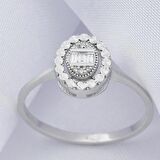 0.11 Karat Baget Pırlanta Yüzük (E-F VS/ Oval Efektli)